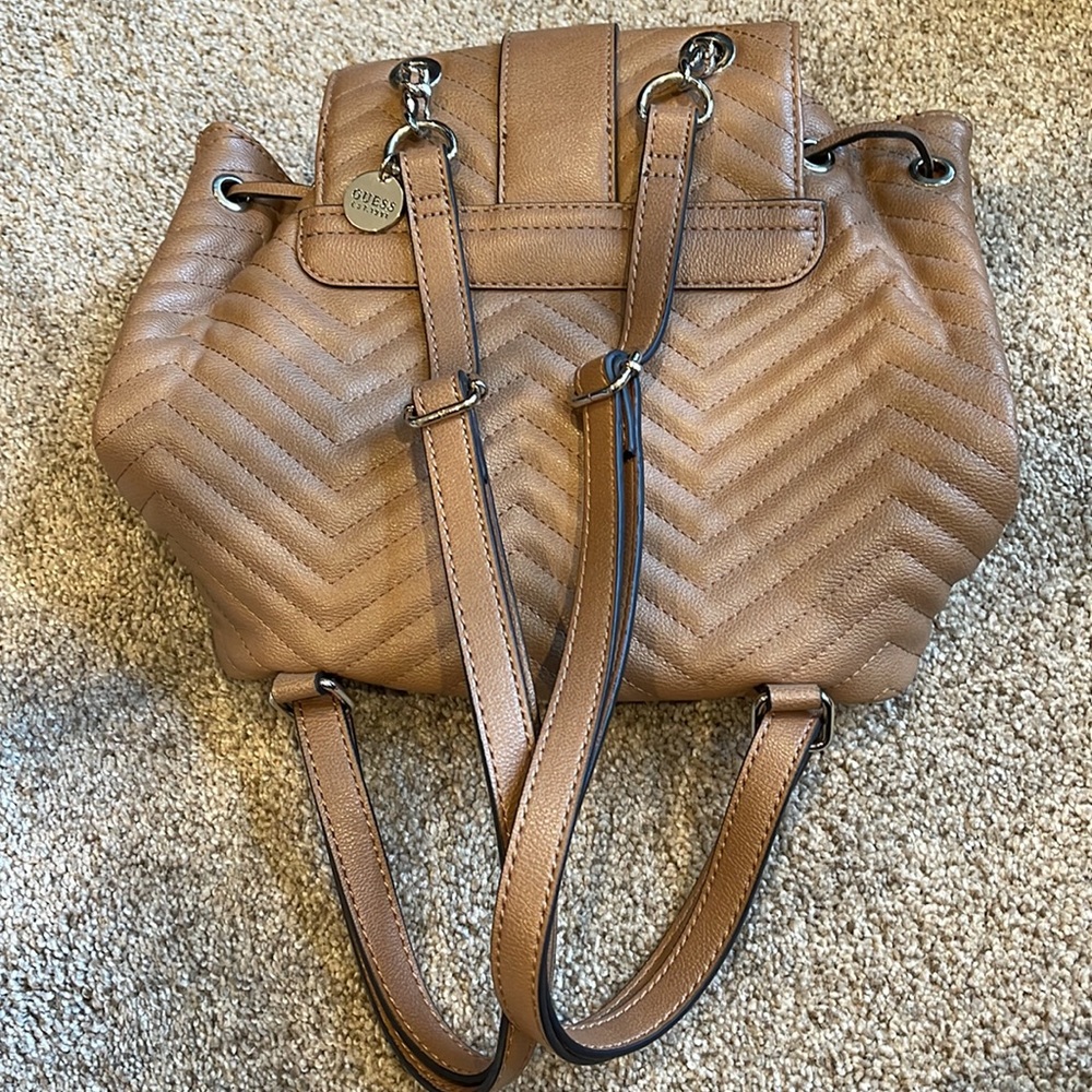 Guess Backpack Excellent Condition! - image 5